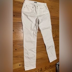Perfect condition white skinny jeans